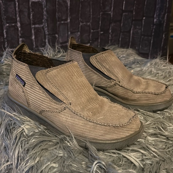 PATAGONIA Men's Maui Mid Corduroy Slip On Sz 8 GUC - Picture 6 of 16